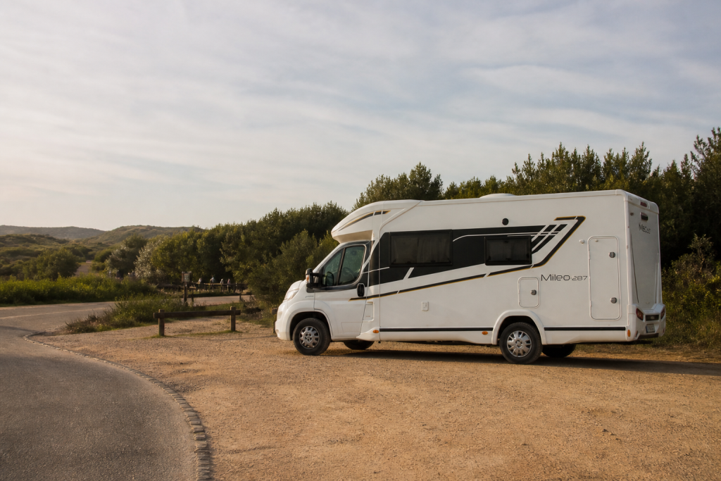 Camper onderweg in Nederland